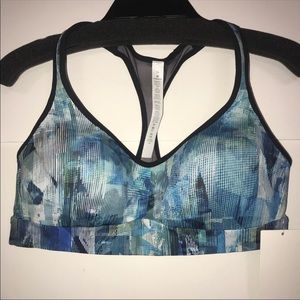 Lululemon Speed Up Sports Bra Molded C/D DZTB 10